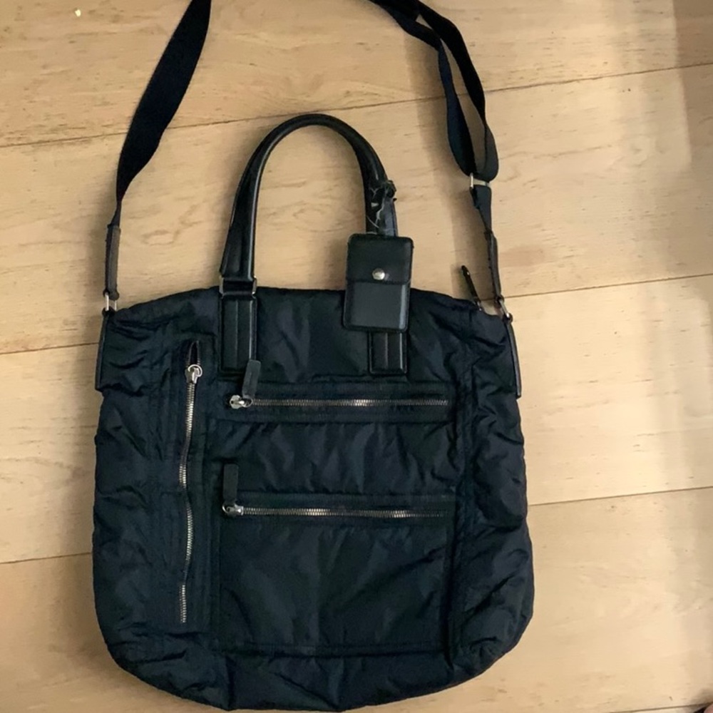 TOD’S navy blue nylon messenger, cross-body bag